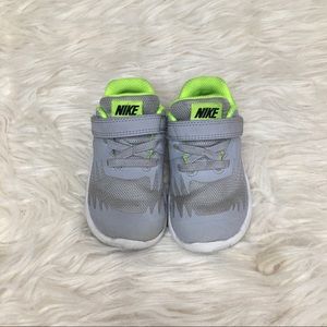 Toddler Nike sneakers